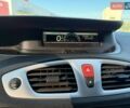 Коричневий Рено Гранд Сценік, об'ємом двигуна 2 л та пробігом 278 тис. км за 7500 $, фото 26 на Automoto.ua