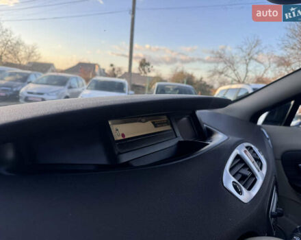 Рено Гранд Сценик 2010 в Звенигородка на Automoto.ua Коричневый Рено Гранд Сценик, объемом двигателя 1.4 л и пробегом 140 тыс. км за 6990 $, фото 49 на Automoto.ua