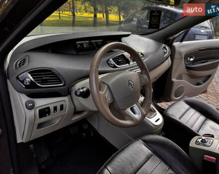 Коричневый Рено Гранд Сценик, объемом двигателя 2 л и пробегом 203 тыс. км за 8000 $, фото 17 на Automoto.ua