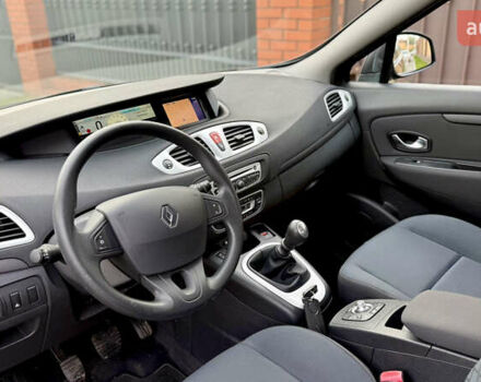 Коричневый Рено Гранд Сценик, объемом двигателя 1.4 л и пробегом 143 тыс. км за 7700 $, фото 12 на Automoto.ua