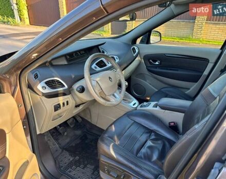 Коричневый Рено Гранд Сценик, объемом двигателя 1.4 л и пробегом 252 тыс. км за 5500 $, фото 22 на Automoto.ua