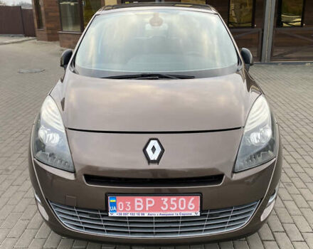 Коричневый Рено Гранд Сценик, объемом двигателя 1.4 л и пробегом 181 тыс. км за 6100 $, фото 9 на Automoto.ua