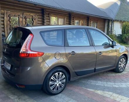 Коричневый Рено Гранд Сценик, объемом двигателя 1.46 л и пробегом 310 тыс. км за 6600 $, фото 4 на Automoto.ua