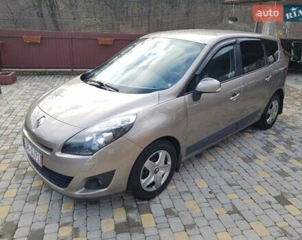 Коричневый Рено Гранд Сценик, объемом двигателя 1.9 л и пробегом 249 тыс. км за 6999 $, фото 13 на Automoto.ua