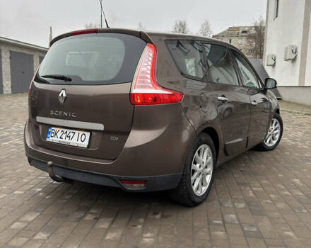 Коричневый Рено Гранд Сценик, объемом двигателя 1.4 л и пробегом 203 тыс. км за 6700 $, фото 4 на Automoto.ua