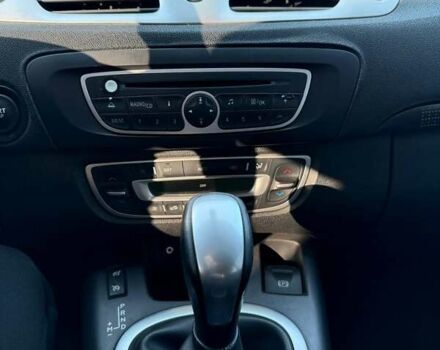 Коричневий Рено Гранд Сценік, об'ємом двигуна 2 л та пробігом 278 тис. км за 7500 $, фото 29 на Automoto.ua