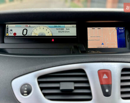 Коричневый Рено Гранд Сценик, объемом двигателя 1.4 л и пробегом 143 тыс. км за 7700 $, фото 13 на Automoto.ua