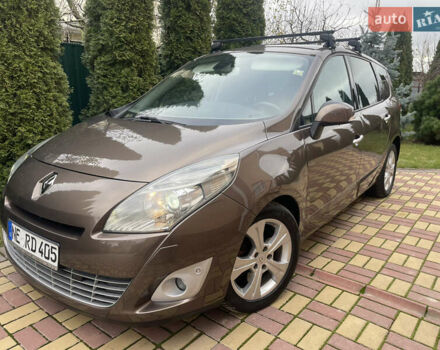 Коричневый Рено Гранд Сценик, объемом двигателя 2 л и пробегом 241 тыс. км за 8600 $, фото 19 на Automoto.ua