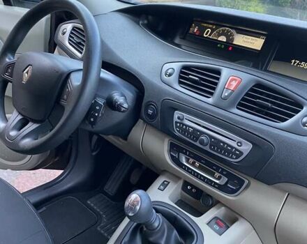 Коричневый Рено Гранд Сценик, объемом двигателя 1.46 л и пробегом 310 тыс. км за 6600 $, фото 29 на Automoto.ua