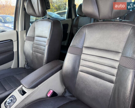 Рено Гранд Сценик 2010 в Звенигородка на Automoto.ua Коричневый Рено Гранд Сценик, объемом двигателя 1.4 л и пробегом 140 тыс. км за 6990 $, фото 47 на Automoto.ua