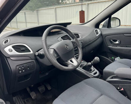 Коричневий Рено Гранд Сценік, об'ємом двигуна 1.6 л та пробігом 280 тис. км за 7350 $, фото 3 на Automoto.ua