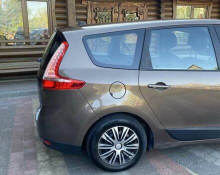 Коричневый Рено Гранд Сценик, объемом двигателя 1.46 л и пробегом 310 тыс. км за 6600 $, фото 15 на Automoto.ua