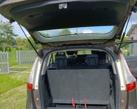 Коричневый Рено Гранд Сценик, объемом двигателя 1.5 л и пробегом 210 тыс. км за 6800 $, фото 17 на Automoto.ua