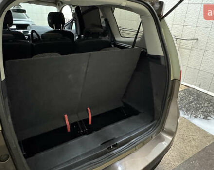 Коричневый Рено Гранд Сценик, объемом двигателя 1.9 л и пробегом 287 тыс. км за 7200 $, фото 32 на Automoto.ua