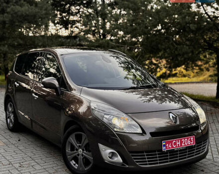 Коричневый Рено Гранд Сценик, объемом двигателя 2 л и пробегом 203 тыс. км за 8000 $, фото 7 на Automoto.ua