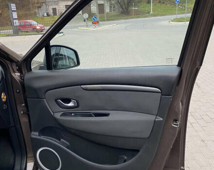 Коричневый Рено Гранд Сценик, объемом двигателя 1.4 л и пробегом 181 тыс. км за 6100 $, фото 16 на Automoto.ua