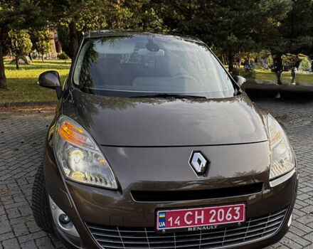 Коричневый Рено Гранд Сценик, объемом двигателя 2 л и пробегом 203 тыс. км за 8000 $, фото 4 на Automoto.ua