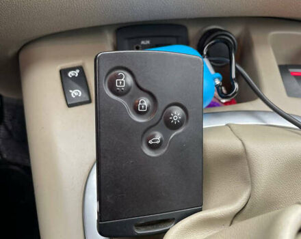 Коричневий Рено Гранд Сценік, об'ємом двигуна 1.6 л та пробігом 216 тис. км за 7000 $, фото 25 на Automoto.ua