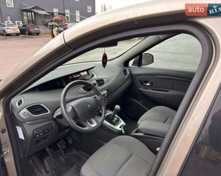 Коричневый Рено Гранд Сценик, объемом двигателя 1.6 л и пробегом 161 тыс. км за 7900 $, фото 9 на Automoto.ua