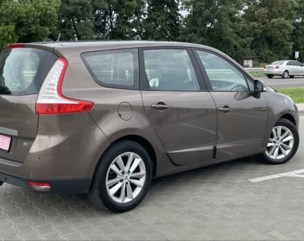 Коричневый Рено Гранд Сценик, объемом двигателя 1.9 л и пробегом 215 тыс. км за 7700 $, фото 2 на Automoto.ua