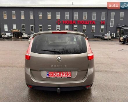 Коричневый Рено Гранд Сценик, объемом двигателя 1.6 л и пробегом 161 тыс. км за 7900 $, фото 2 на Automoto.ua