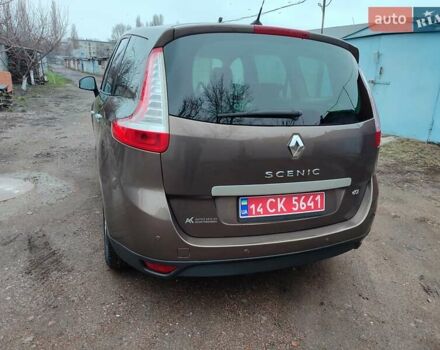 Коричневий Рено Гранд Сценік, об'ємом двигуна 1.5 л та пробігом 260 тис. км за 8450 $, фото 6 на Automoto.ua
