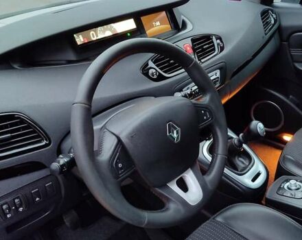 Коричневий Рено Гранд Сценік, об'ємом двигуна 1.5 л та пробігом 260 тис. км за 8450 $, фото 26 на Automoto.ua