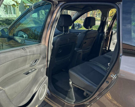 Коричневий Рено Гранд Сценік, об'ємом двигуна 1.46 л та пробігом 252 тис. км за 7500 $, фото 12 на Automoto.ua