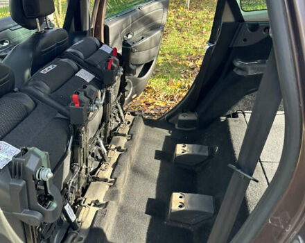 Коричневий Рено Гранд Сценік, об'ємом двигуна 1.46 л та пробігом 252 тис. км за 7500 $, фото 17 на Automoto.ua