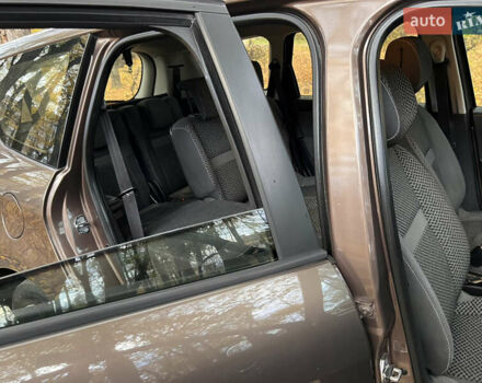 Рено Гранд Сценик 2011 в Черновцах на Automoto.ua Коричневый Рено Гранд Сценик, объемом двигателя 1.5 л и пробегом 325 тыс. км за 6700 $, фото 26 на Automoto.ua