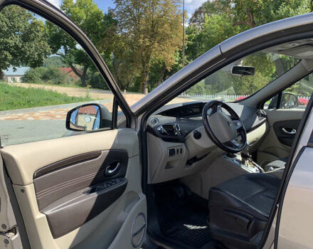 Коричневый Рено Гранд Сценик, объемом двигателя 1.5 л и пробегом 265 тыс. км за 10040 $, фото 7 на Automoto.ua