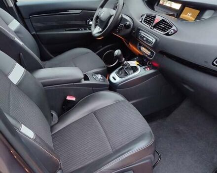 Коричневий Рено Гранд Сценік, об'ємом двигуна 1.5 л та пробігом 260 тис. км за 8450 $, фото 38 на Automoto.ua