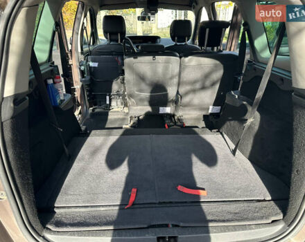 Коричневий Рено Гранд Сценік, об'ємом двигуна 1.46 л та пробігом 252 тис. км за 7500 $, фото 18 на Automoto.ua