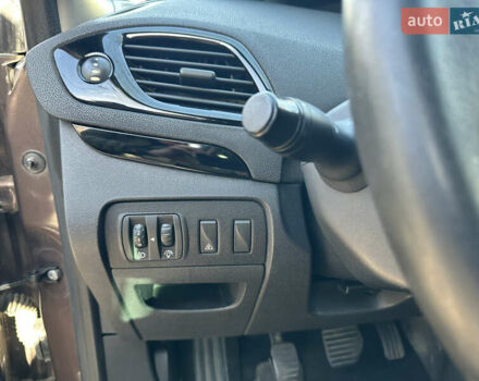 Коричневий Рено Гранд Сценік, об'ємом двигуна 1.46 л та пробігом 252 тис. км за 7500 $, фото 7 на Automoto.ua