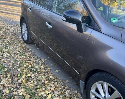 Коричневый Рено Гранд Сценик, объемом двигателя 1.6 л и пробегом 230 тыс. км за 10000 $, фото 2 на Automoto.ua