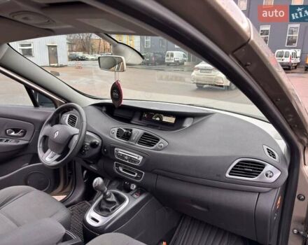 Коричневый Рено Гранд Сценик, объемом двигателя 1.6 л и пробегом 161 тыс. км за 7900 $, фото 21 на Automoto.ua