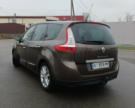 Коричневий Рено Гранд Сценік, об'ємом двигуна 1.6 л та пробігом 239 тис. км за 7600 $, фото 36 на Automoto.ua