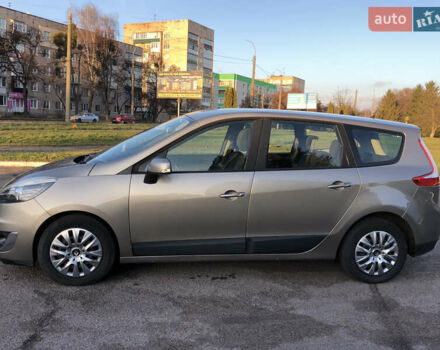 Коричневий Рено Гранд Сценік, об'ємом двигуна 1.5 л та пробігом 237 тис. км за 8399 $, фото 3 на Automoto.ua