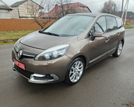 Коричневий Рено Гранд Сценік, об'ємом двигуна 2 л та пробігом 202 тис. км за 8250 $, фото 4 на Automoto.ua