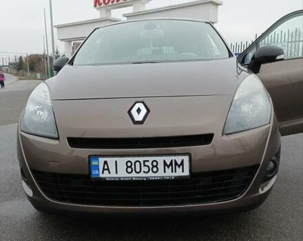 Коричневий Рено Гранд Сценік, об'ємом двигуна 1.6 л та пробігом 239 тис. км за 7600 $, фото 30 на Automoto.ua