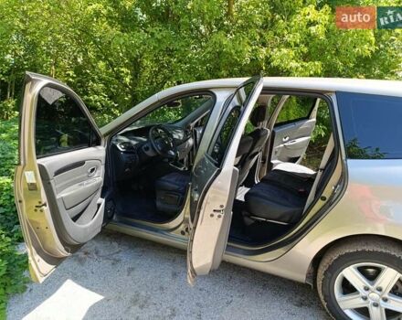 Коричневий Рено Гранд Сценік, об'ємом двигуна 1.46 л та пробігом 108 тис. км за 10500 $, фото 48 на Automoto.ua