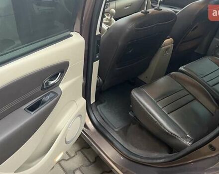 Коричневый Рено Гранд Сценик, объемом двигателя 1.6 л и пробегом 260 тыс. км за 8000 $, фото 12 на Automoto.ua