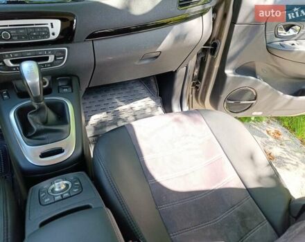 Коричневий Рено Гранд Сценік, об'ємом двигуна 1.46 л та пробігом 108 тис. км за 10500 $, фото 30 на Automoto.ua