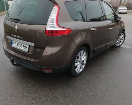 Коричневий Рено Гранд Сценік, об'ємом двигуна 1.6 л та пробігом 239 тис. км за 7600 $, фото 9 на Automoto.ua