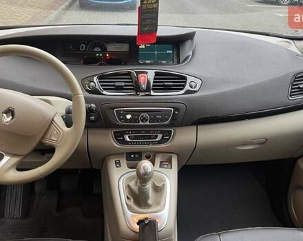 Коричневый Рено Гранд Сценик, объемом двигателя 1.6 л и пробегом 260 тыс. км за 8000 $, фото 7 на Automoto.ua