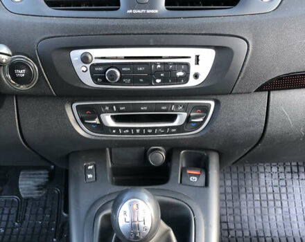 Коричневий Рено Гранд Сценік, об'ємом двигуна 1.5 л та пробігом 237 тис. км за 8399 $, фото 37 на Automoto.ua