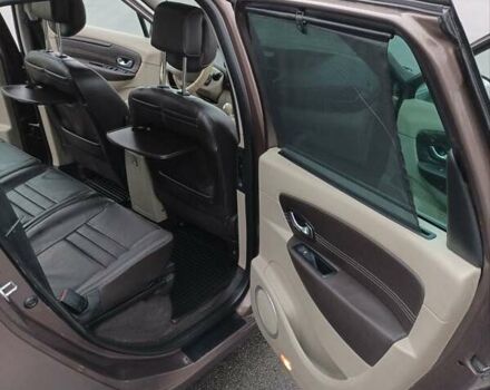 Коричневий Рено Гранд Сценік, об'ємом двигуна 1.6 л та пробігом 239 тис. км за 7600 $, фото 17 на Automoto.ua