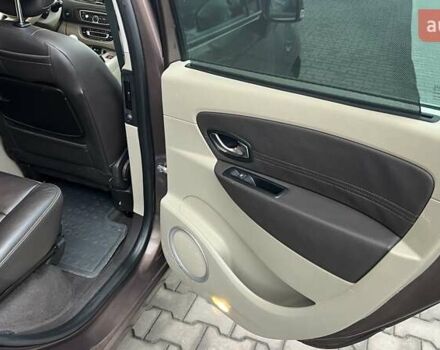 Коричневый Рено Гранд Сценик, объемом двигателя 1.6 л и пробегом 260 тыс. км за 8000 $, фото 10 на Automoto.ua