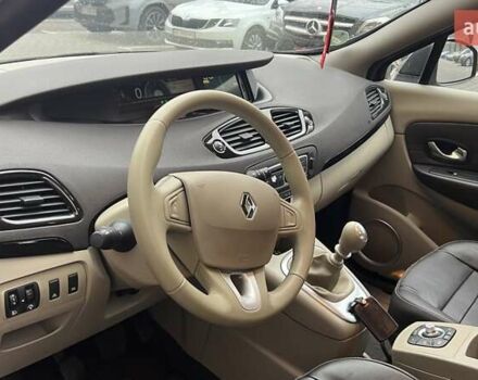 Коричневый Рено Гранд Сценик, объемом двигателя 1.6 л и пробегом 260 тыс. км за 8000 $, фото 6 на Automoto.ua