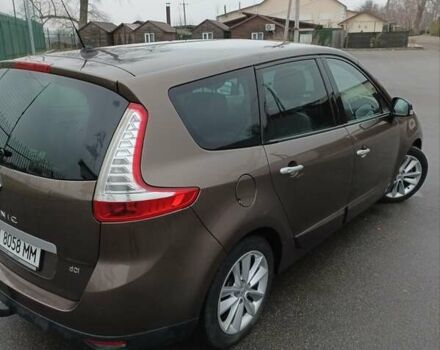 Коричневий Рено Гранд Сценік, об'ємом двигуна 1.6 л та пробігом 239 тис. км за 7600 $, фото 33 на Automoto.ua